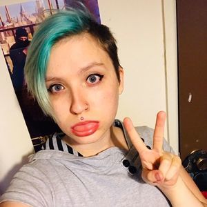 Meet your Posher, Amber